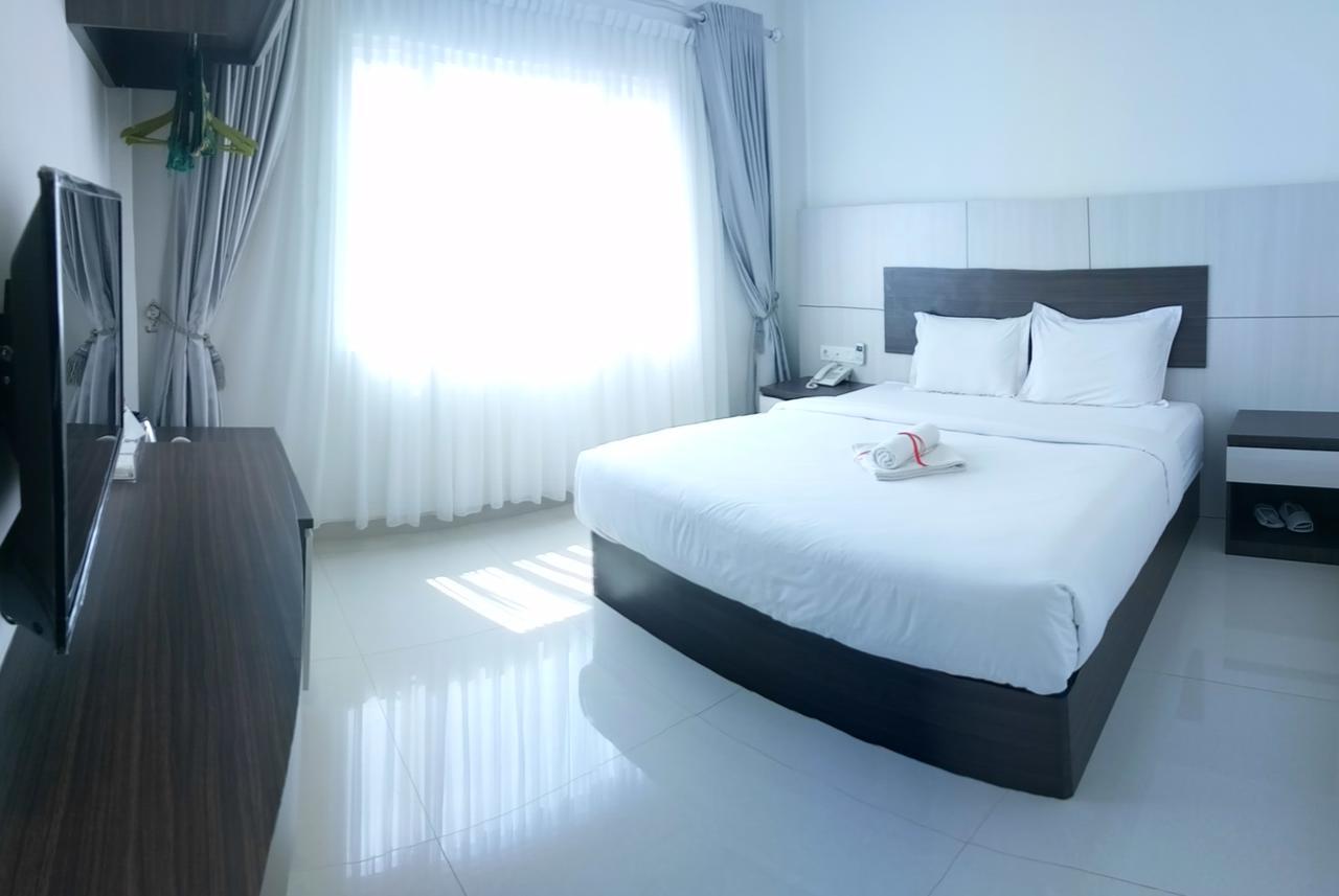 Seventeen Hotel Banda Aceh Exterior photo